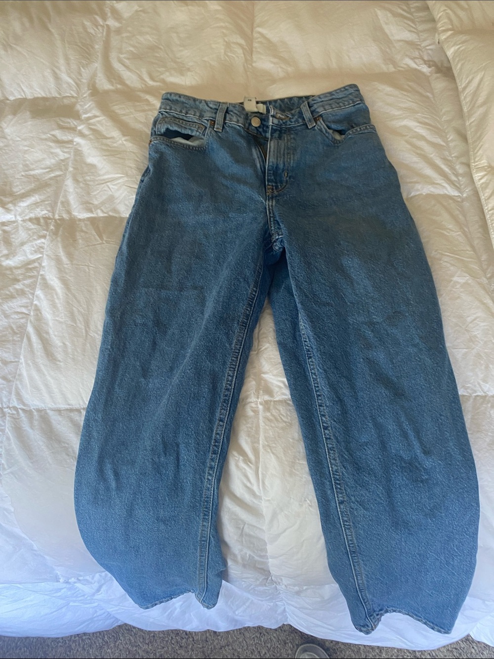 H&M Medium Blue Denim Jeans with Contrast Stitching